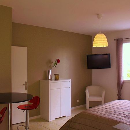 Le Haras Du Favry Appartement Palinges Buitenkant foto